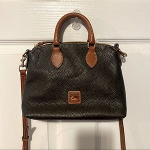 Dooney and bourke crossbody bag